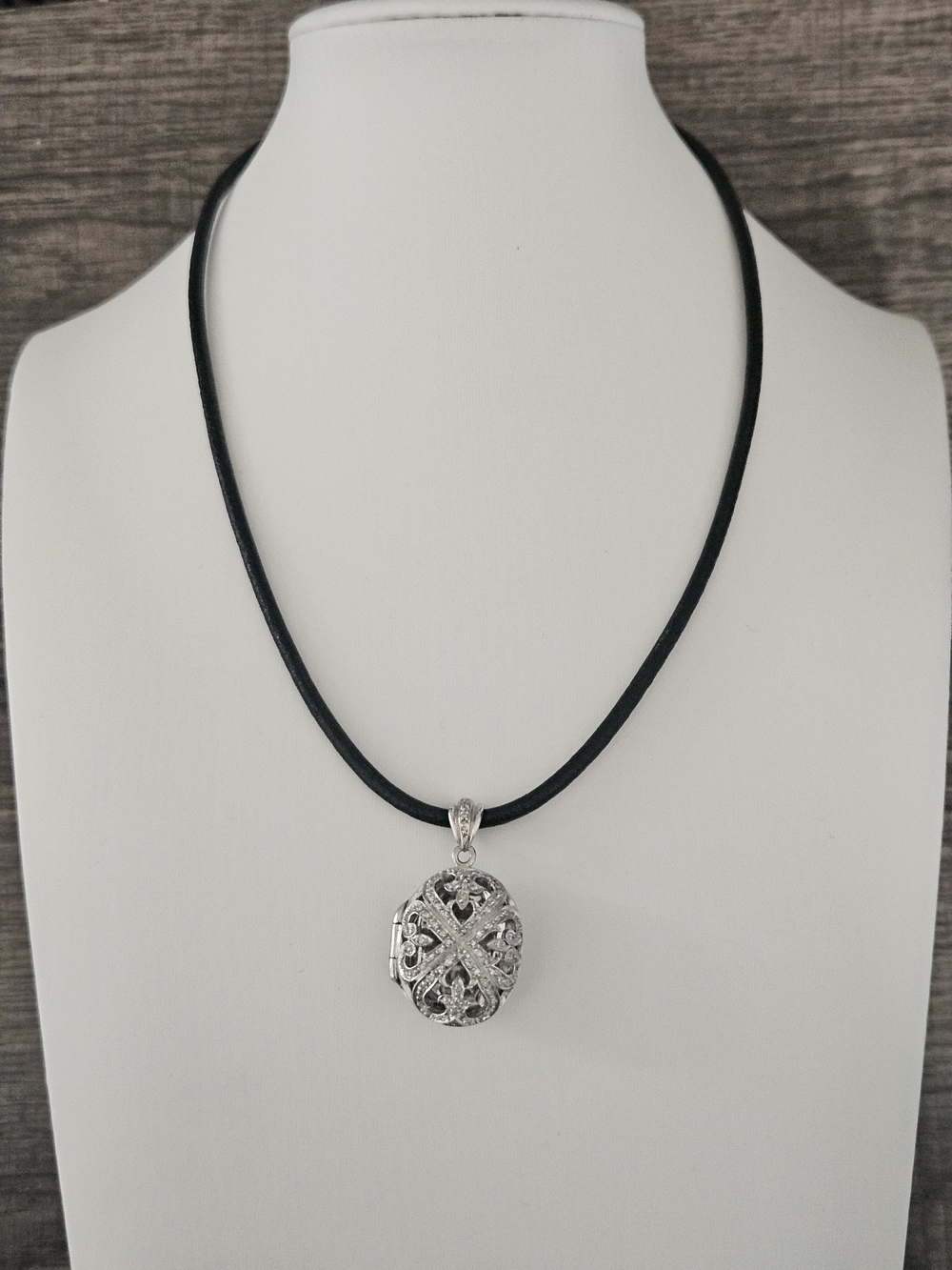 925 Sterling Silver Natural Diamond Filigree Cross Heart Locket Pendant 10.4g
